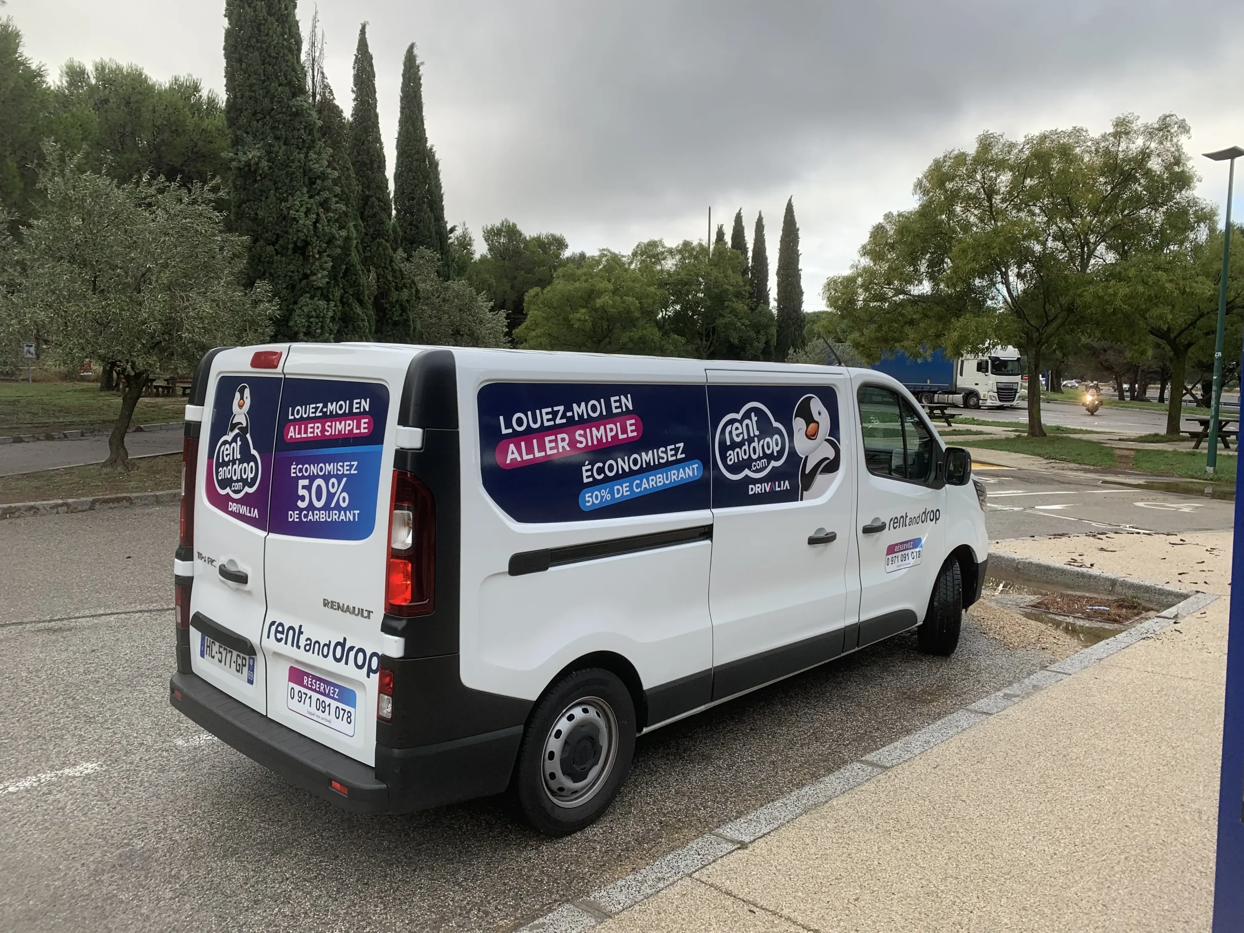Moving within France – How to move across the country and survive